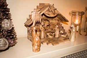 olive wood nativity, carvings